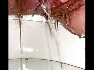 Urinate DIARY&period; WELCOME TO MY TOILET&period; A HAIRY PUSSY Urinates AND PISS RUNS DOWN HER WHITE THIGHS&period; YOUNG Chick Peed SPLASHING&period;